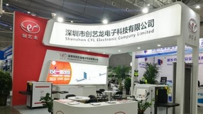 假期出行，過(guò)安檢時(shí)注意攜帶好自己的包裹